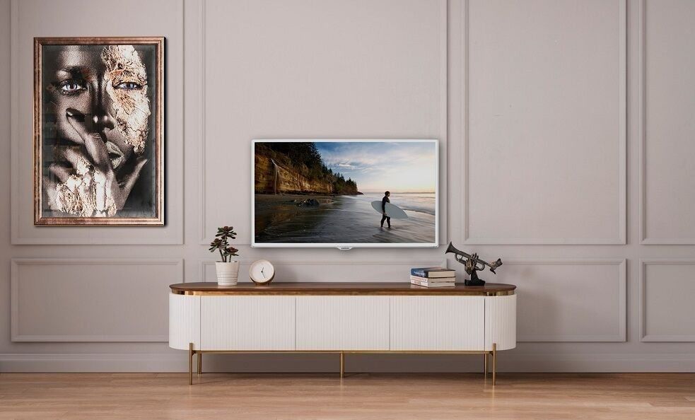 Tesla Tv Ünitesi