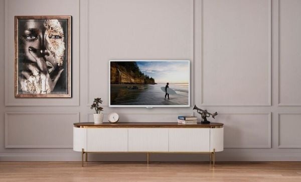 Tesla Tv Ünitesi