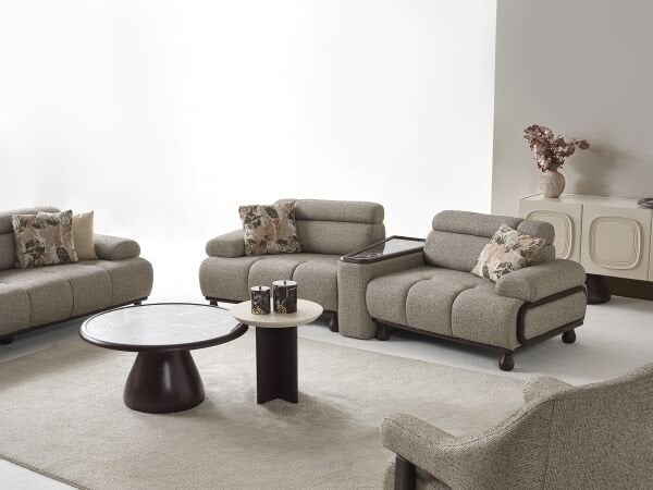 Leonora Koltuk Takımı