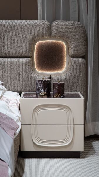 Leonora Yatak Odası