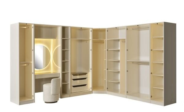 Marsel Giyinme Dolabı