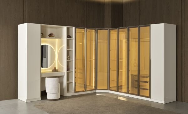 Marsel Giyinme Dolabı