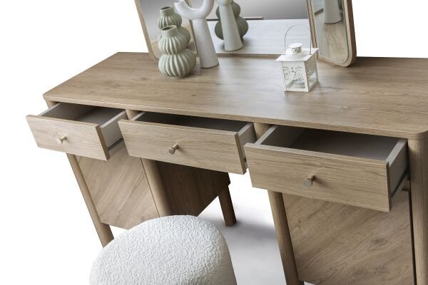 Mona Bazalı Yatak Odası