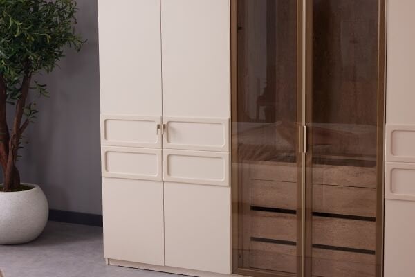 Dante Giyinme Dolabı