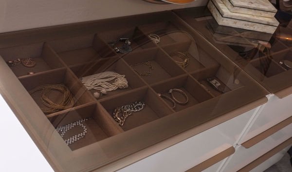 Noble Bazalı Yatak Odası