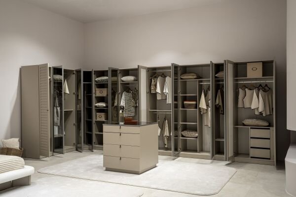 Como Giyinme Dolabı