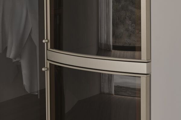 Meta Giyinme Dolabı