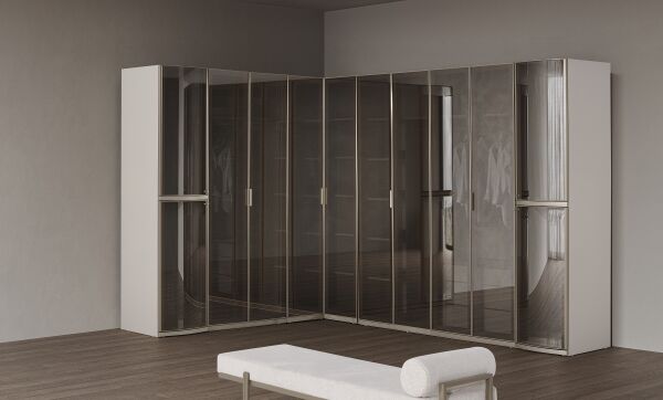 Meta Giyinme Dolabı