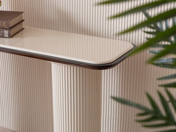 Braga Dresuar Ve Ayna