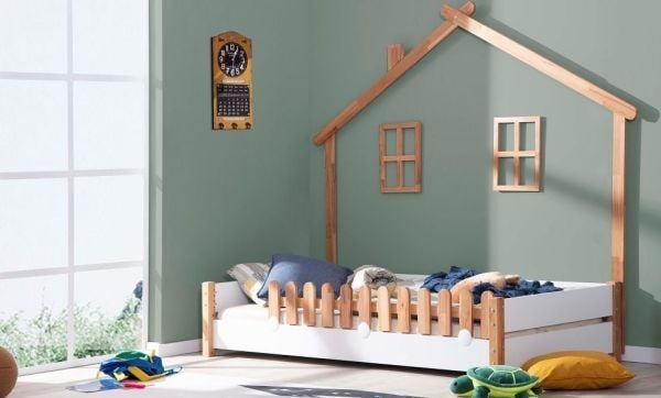 My House Montessori Genç Odası