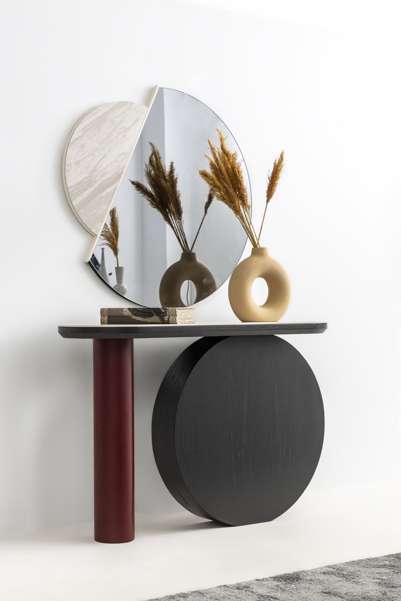 Delta Dresuar ve Ayna